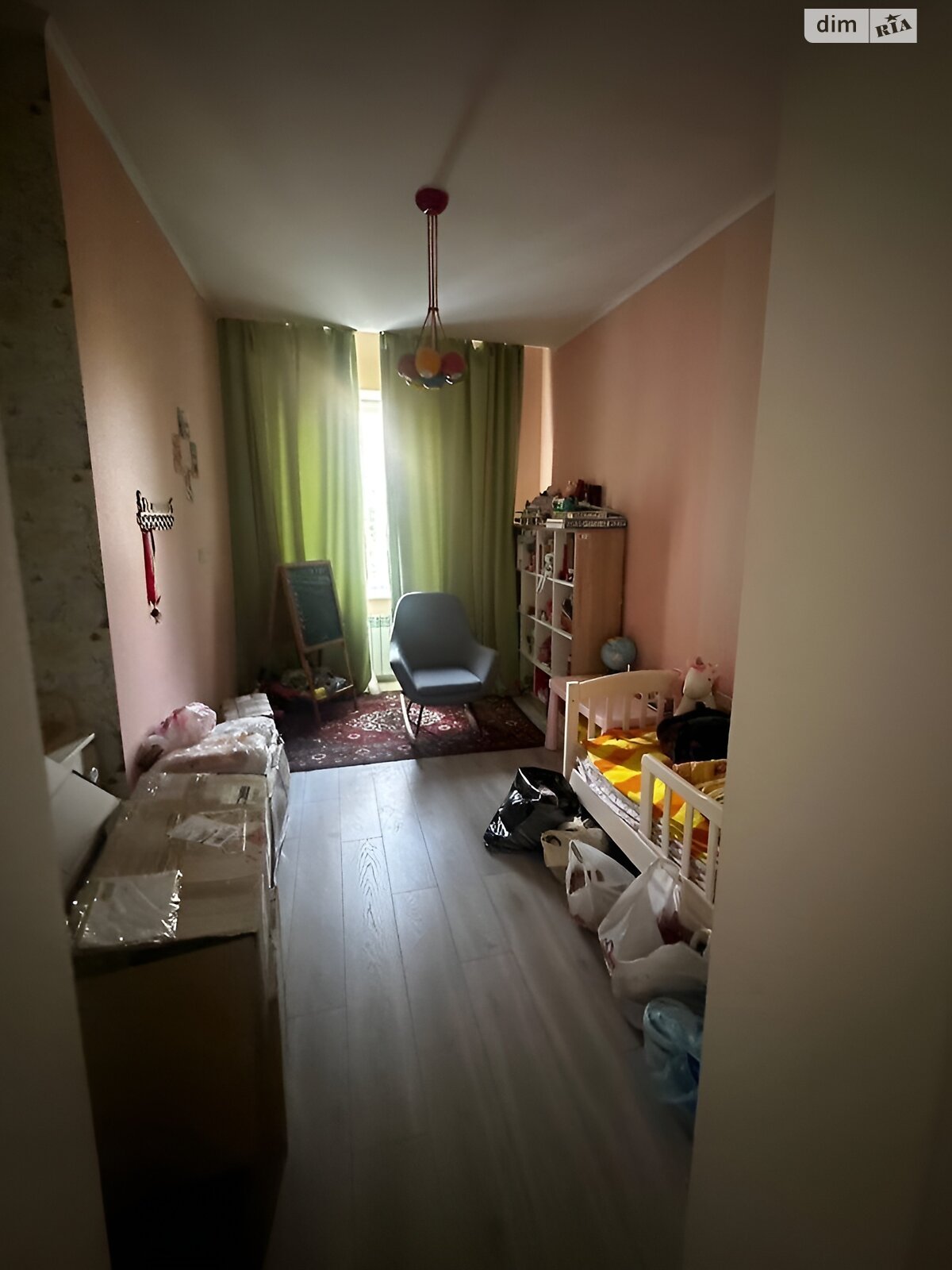 Продажа трехкомнатной квартиры в Харькове, на ул. Крымская, район Шатиловка фото 1 Продажа трехкомнатной квартиры в Харькове, на ул. Крымская, район Шатиловка фото 1