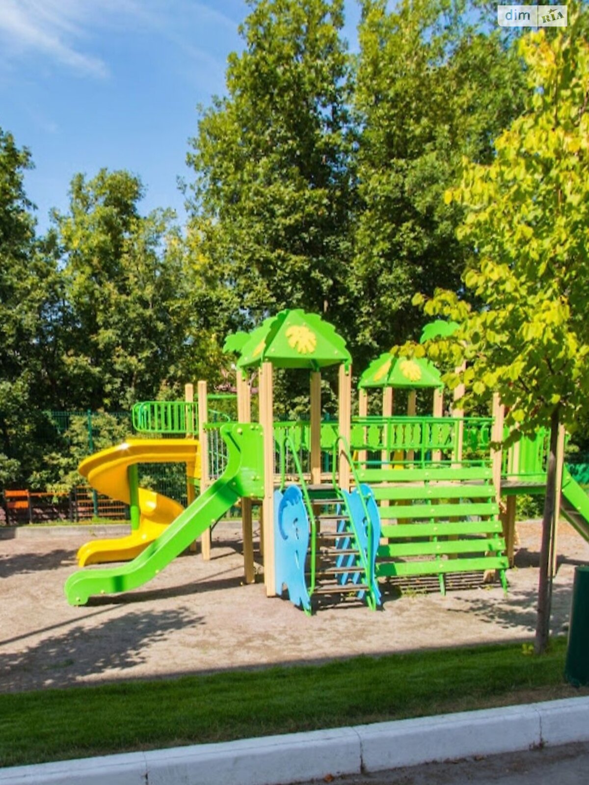 Продажа трехкомнатной квартиры в Харькове, на ул. Липовая 14, район Шатиловка фото 1 Продажа трехкомнатной квартиры в Харькове, на ул. Липовая 14, район Шатиловка фото 1