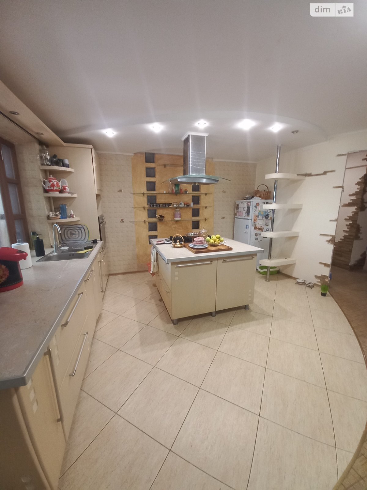 Продаж трикімнатної квартири в Харкові, на пров. 23-го Серпня 8, район Шевченківський фото 1 Продаж трикімнатної квартири в Харкові, на пров. 23-го Серпня 8, район Шевченківський фото 1