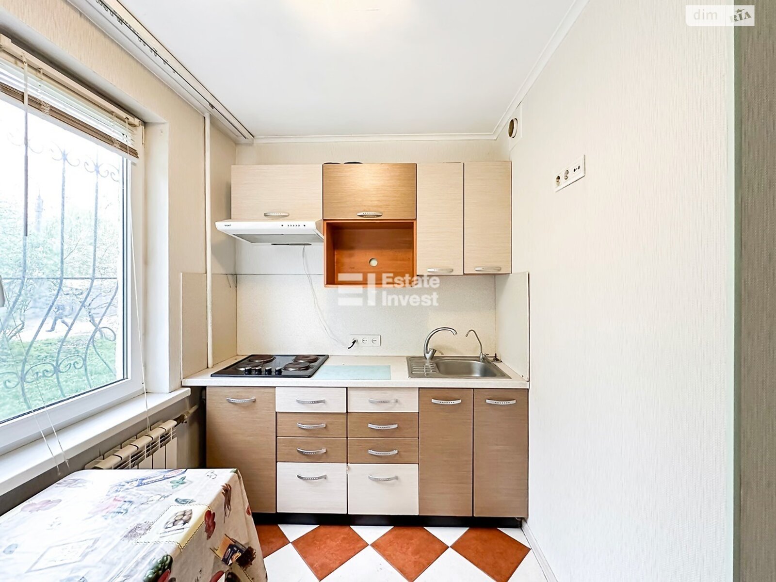 Продажа двухкомнатной квартиры в Харькове, на ул. Энвера Ахсарова 3, район Шевченковский фото 1 Продажа двухкомнатной квартиры в Харькове, на ул. Энвера Ахсарова 3, район Шевченковский фото 1