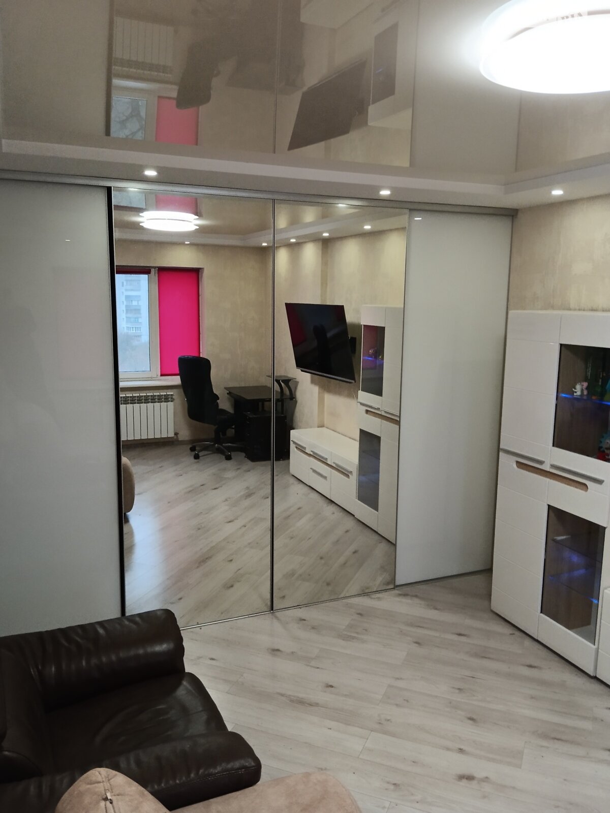 Продажа однокомнатной квартиры в Харькове, на ул. Лопанская 35, район Шевченковский фото 1 Продажа однокомнатной квартиры в Харькове, на ул. Лопанская 35, район Шевченковский фото 1