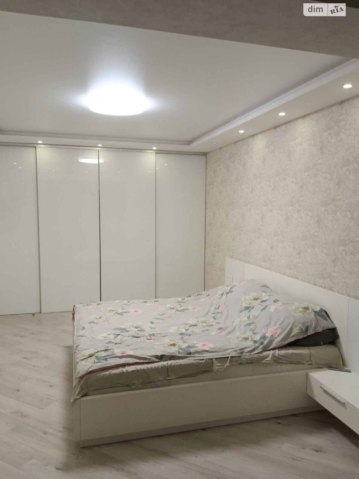 Продажа двухкомнатной квартиры в Харькове, на ул. Лопанская 35, район Шевченковский фото 1 Продажа двухкомнатной квартиры в Харькове, на ул. Лопанская 35, район Шевченковский фото 1