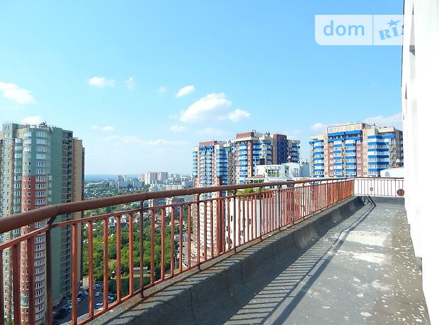 Продажа восьмикомнатной квартиры в Харькове, на Науки проспект 43а район Шевченковский фото 1 Продажа восьмикомнатной квартиры в Харькове, на Науки проспект 43а район Шевченковский фото 1