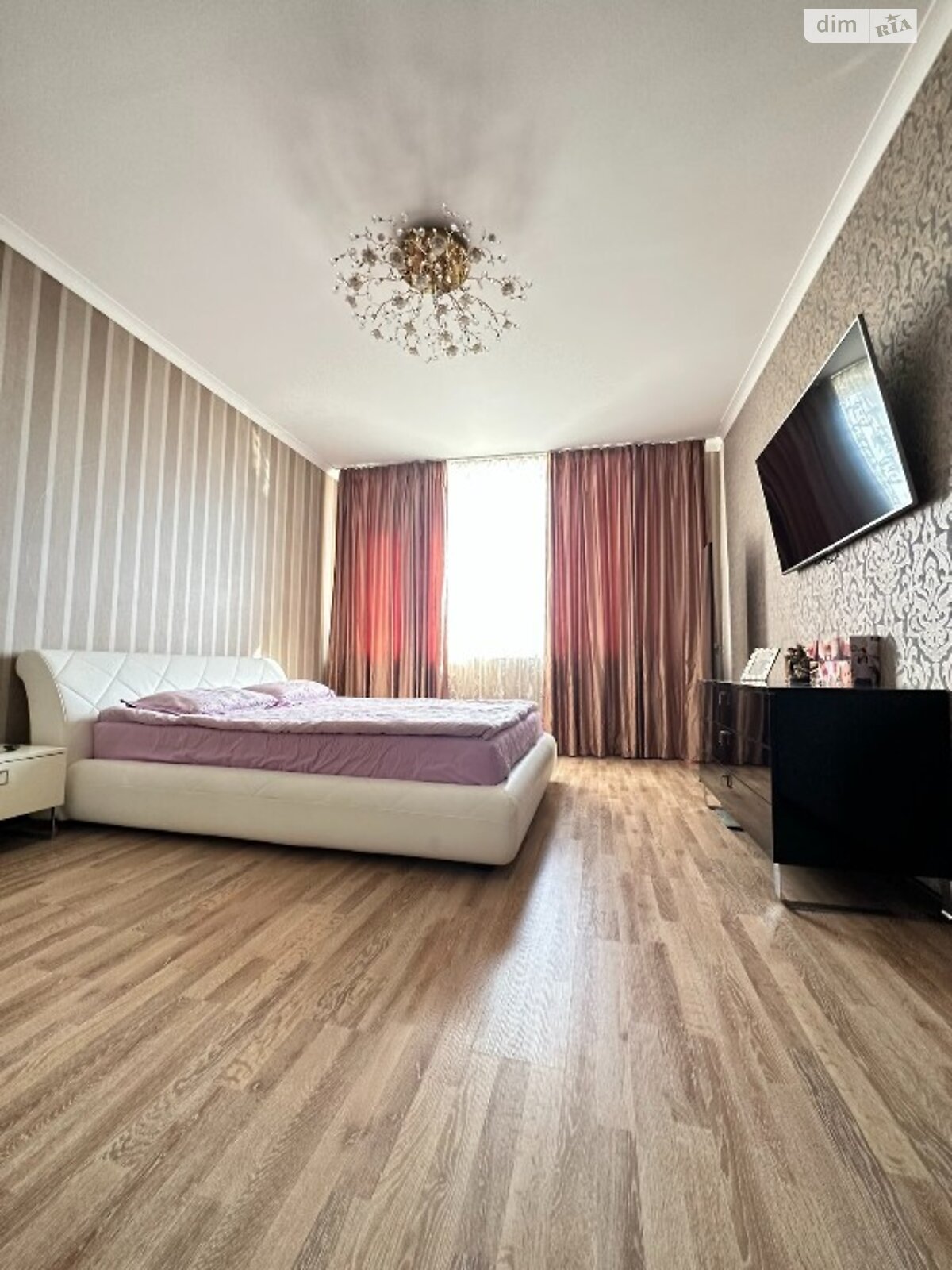 Продаж трикімнатної квартири в Харкові, на пров. Отакара Яроша 16, район Шевченківський фото 1 Продаж трикімнатної квартири в Харкові, на пров. Отакара Яроша 16, район Шевченківський фото 1