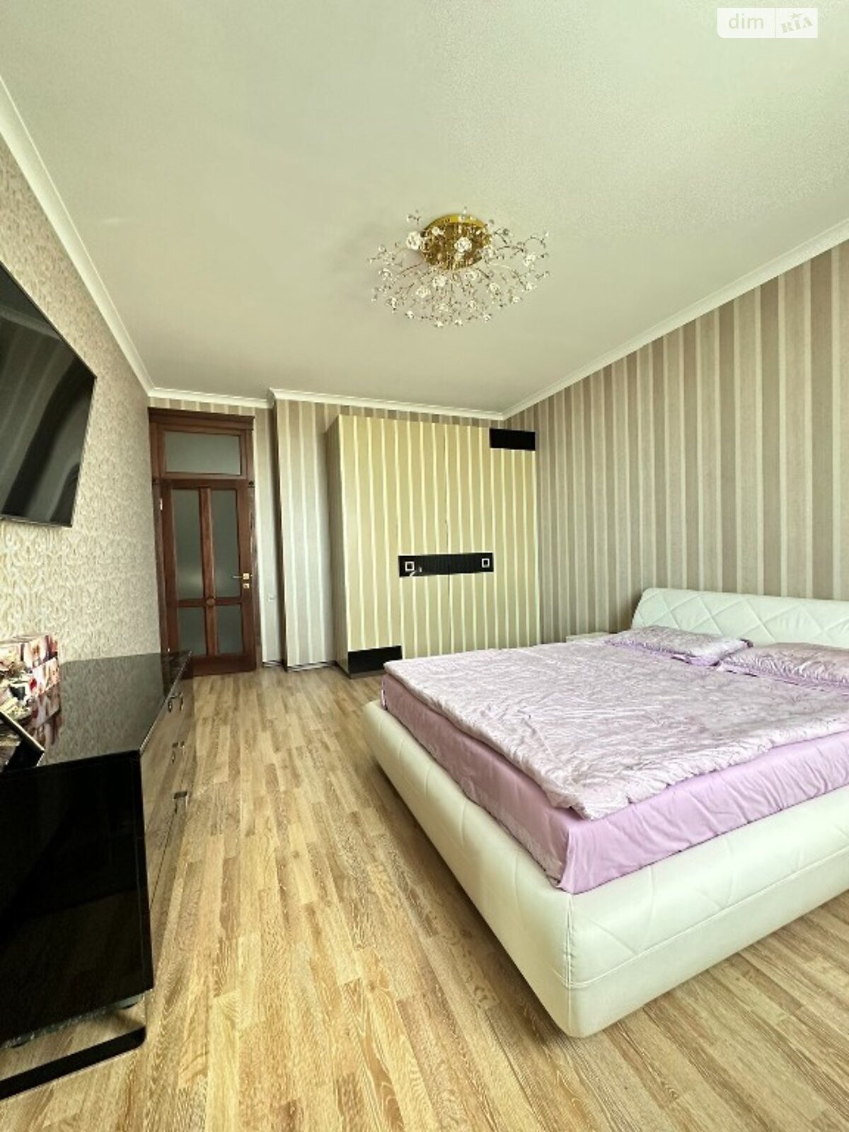 Продаж трикімнатної квартири в Харкові, на пров. Отакара Яроша 16, район Шевченківський фото 1 Продаж трикімнатної квартири в Харкові, на пров. Отакара Яроша 16, район Шевченківський фото 1