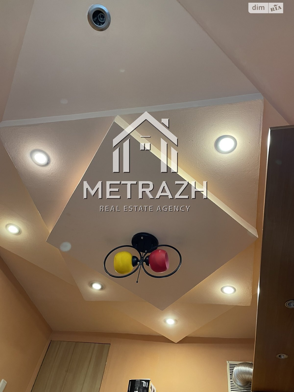 Продаж двокімнатної квартири в Харкові, на майд. Павлівський 2, кв. 146, район Шевченківський фото 1 Продаж двокімнатної квартири в Харкові, на майд. Павлівський 2, кв. 146, район Шевченківський фото 1