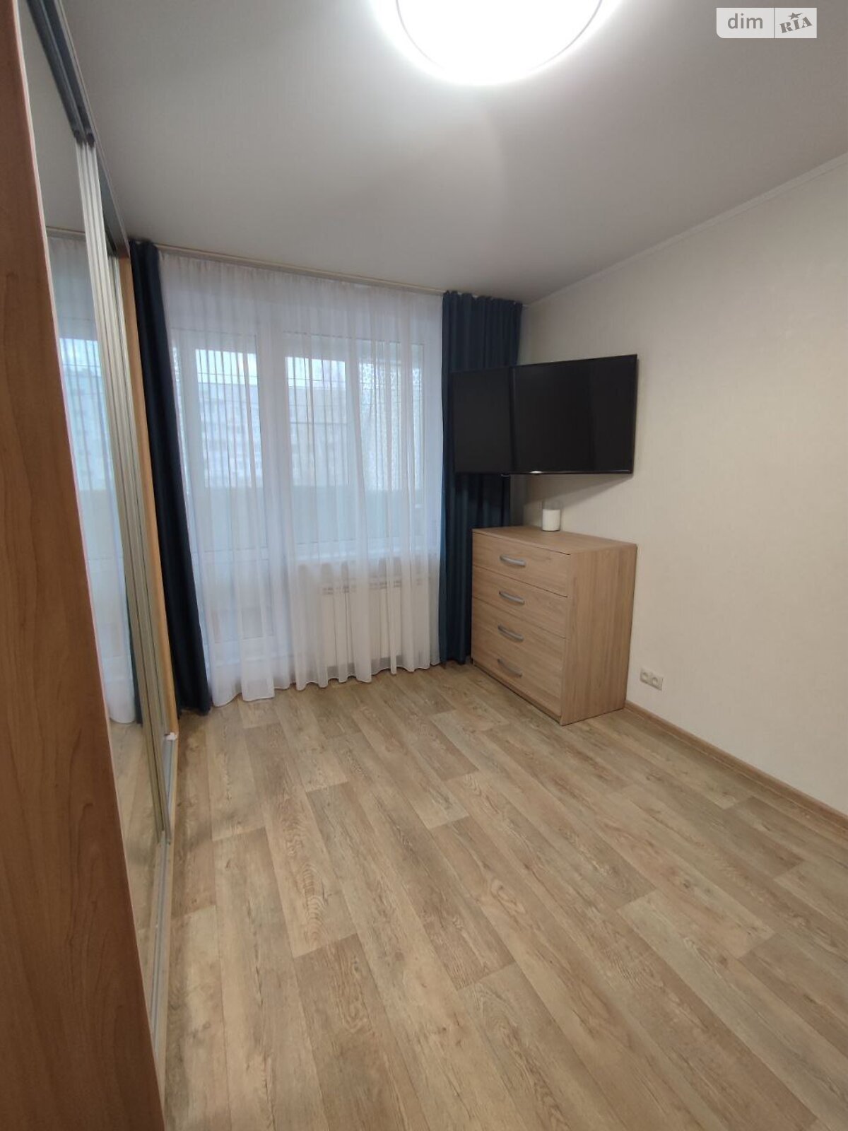 Продаж трикімнатної квартири в Харкові, на просп. Перемоги 72Б, район Шевченківський фото 1 Продаж трикімнатної квартири в Харкові, на просп. Перемоги 72Б, район Шевченківський фото 1