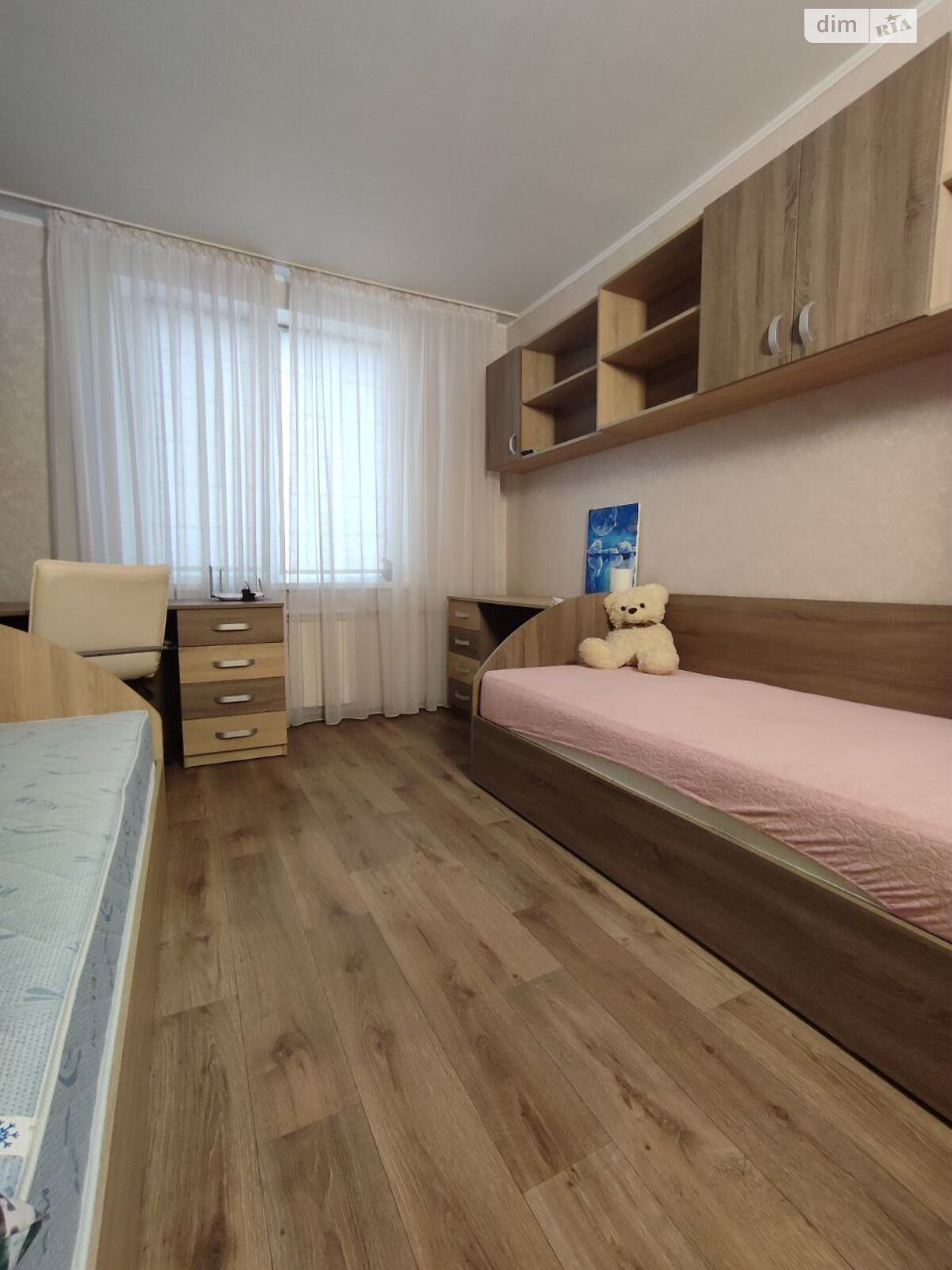 Продаж трикімнатної квартири в Харкові, на просп. Перемоги 72Б, район Шевченківський фото 1 Продаж трикімнатної квартири в Харкові, на просп. Перемоги 72Б, район Шевченківський фото 1