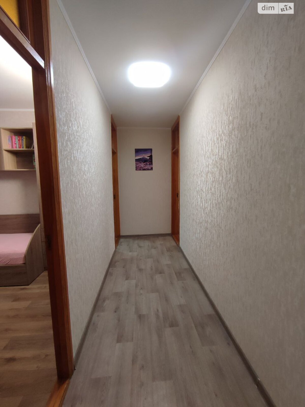 Продаж трикімнатної квартири в Харкові, на просп. Перемоги 72Б, район Шевченківський фото 1 Продаж трикімнатної квартири в Харкові, на просп. Перемоги 72Б, район Шевченківський фото 1