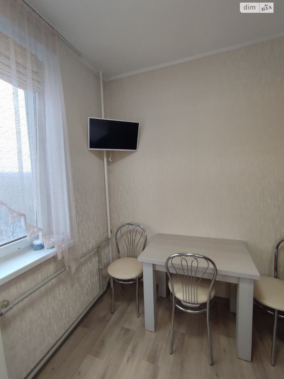 Продаж трикімнатної квартири в Харкові, на просп. Перемоги 72Б, район Шевченківський фото 1 Продаж трикімнатної квартири в Харкові, на просп. Перемоги 72Б, район Шевченківський фото 1