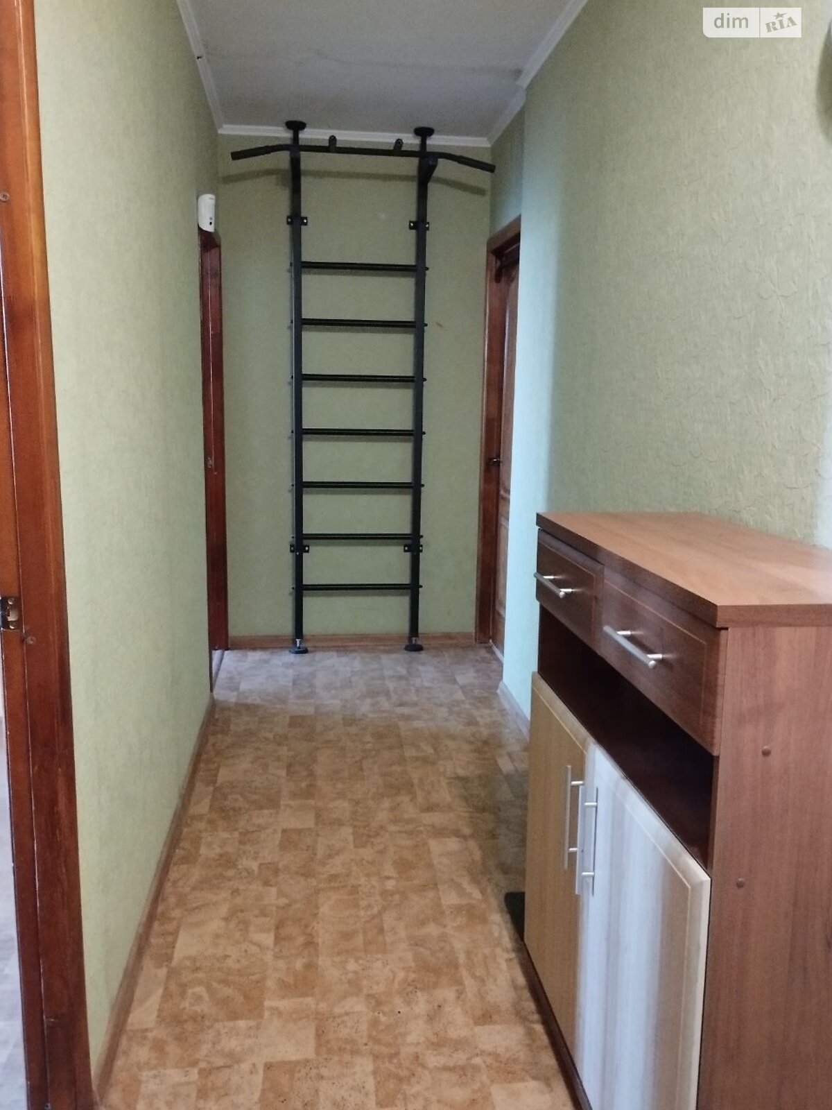Продаж трикімнатної квартири в Харкові, на просп. Перемоги 72Б, район Шевченківський фото 1 Продаж трикімнатної квартири в Харкові, на просп. Перемоги 72Б, район Шевченківський фото 1