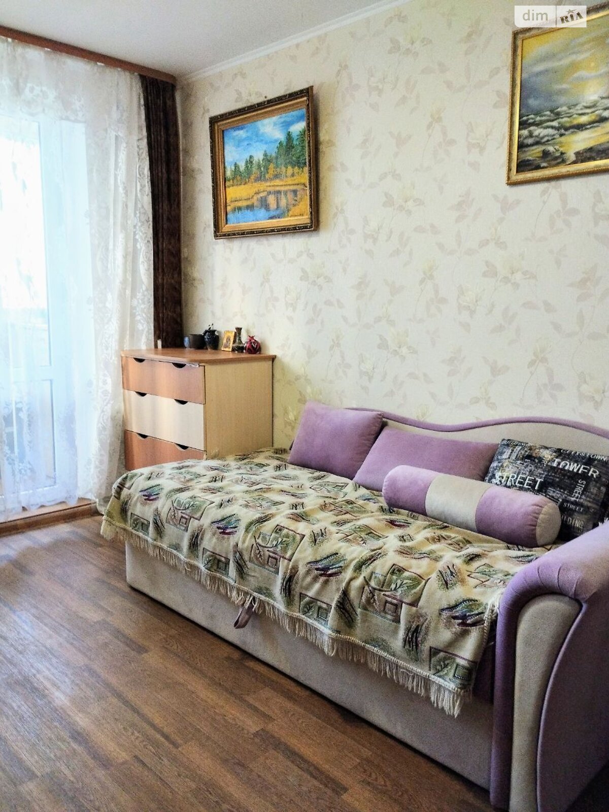 Продаж трикімнатної квартири в Харкові, на просп. Перемоги 72Б, район Шевченківський фото 1 Продаж трикімнатної квартири в Харкові, на просп. Перемоги 72Б, район Шевченківський фото 1