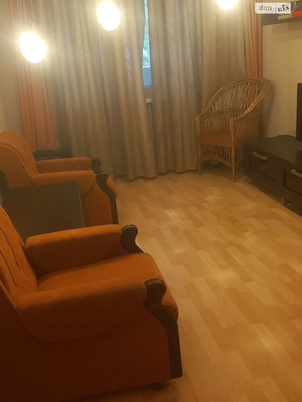 Продажа трехкомнатной квартиры в Харькове, на просп. Победы, район Шевченковский фото 1 Продажа трехкомнатной квартиры в Харькове, на просп. Победы, район Шевченковский фото 1