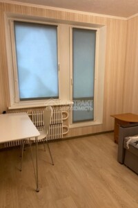 Продажа однокомнатной квартиры в Харькове, на просп. Победы 68, район Шевченковский фото 2