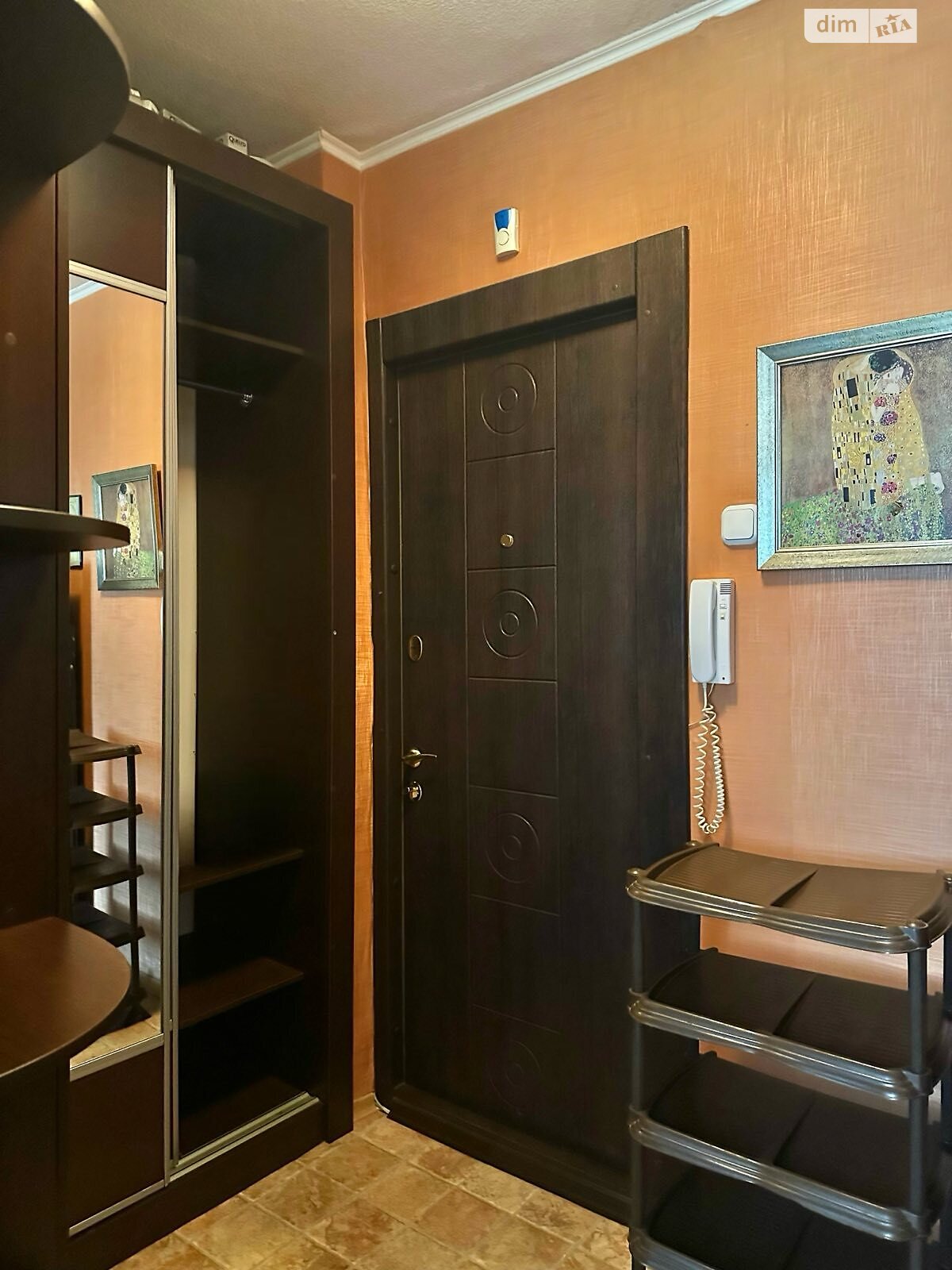 Продаж однокімнатної квартири в Харкові, на просп. Перемоги 64, район Шевченківський фото 1 Продаж однокімнатної квартири в Харкові, на просп. Перемоги 64, район Шевченківський фото 1