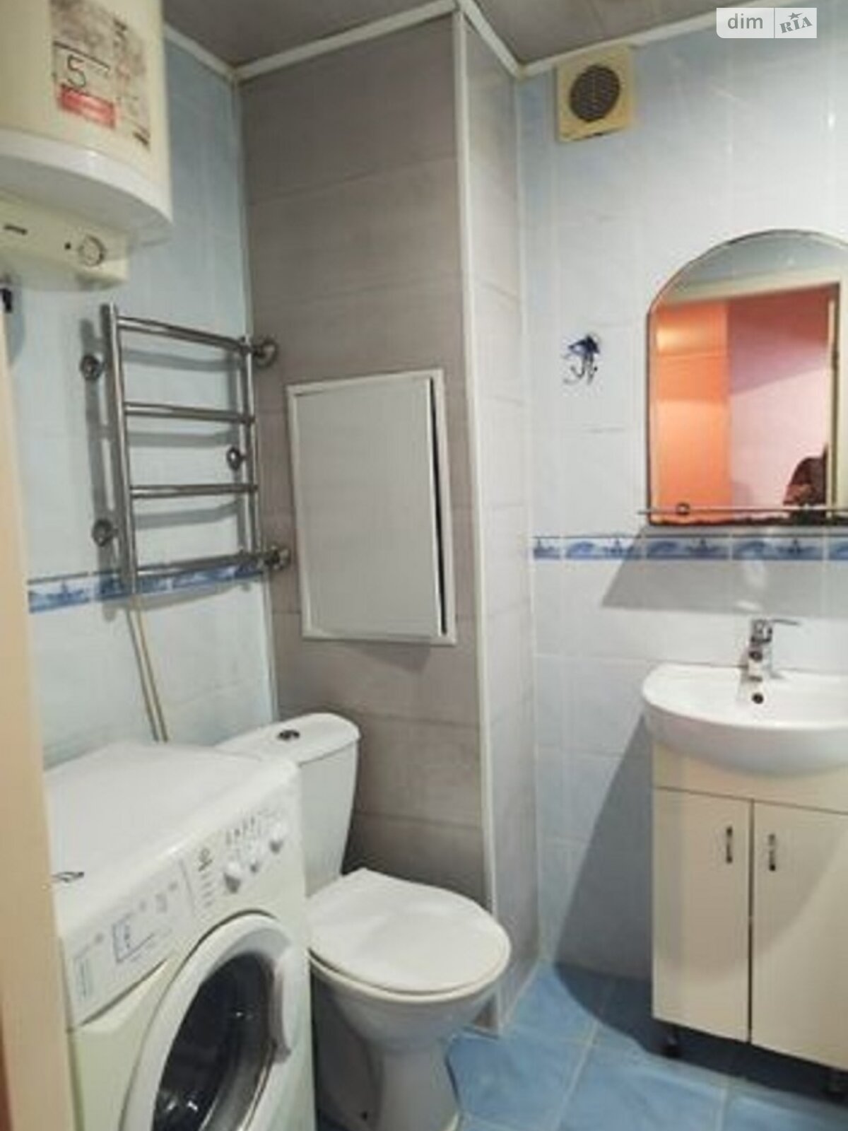 Продаж двокімнатної квартири в Харкові, на просп. Перемоги 76, район Шевченківський фото 1 Продаж двокімнатної квартири в Харкові, на просп. Перемоги 76, район Шевченківський фото 1