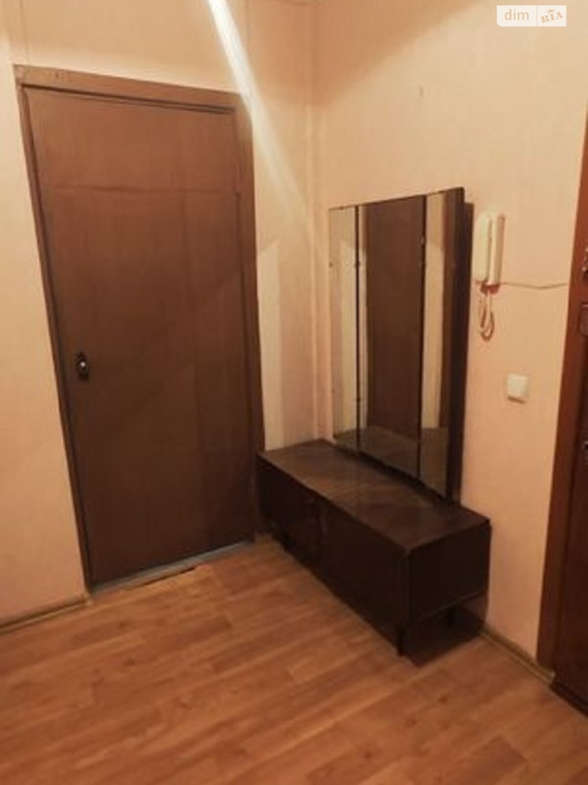 Продаж двокімнатної квартири в Харкові, на просп. Перемоги 76, район Шевченківський фото 1 Продаж двокімнатної квартири в Харкові, на просп. Перемоги 76, район Шевченківський фото 1