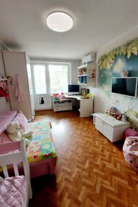 Продажа четырехкомнатной квартиры в Харькове, на просп. Победы 66, район Шевченковский фото 2