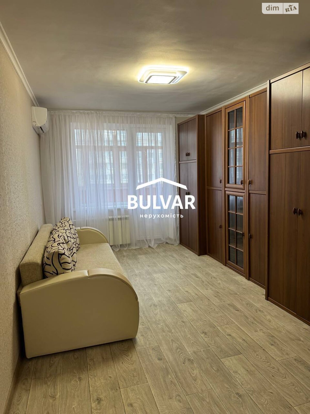 Продаж однокімнатної квартири в Харкові, на просп. Перемоги 68Б, район Харків фото 1