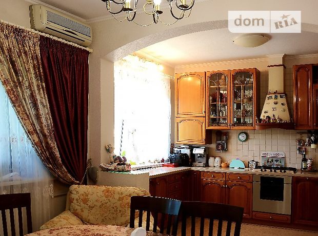 Продажа трехкомнатной квартиры в Харькове, на просп. Правды 5, район Шевченковский фото 1 Продажа трехкомнатной квартиры в Харькове, на просп. Правды 5, район Шевченковский фото 1