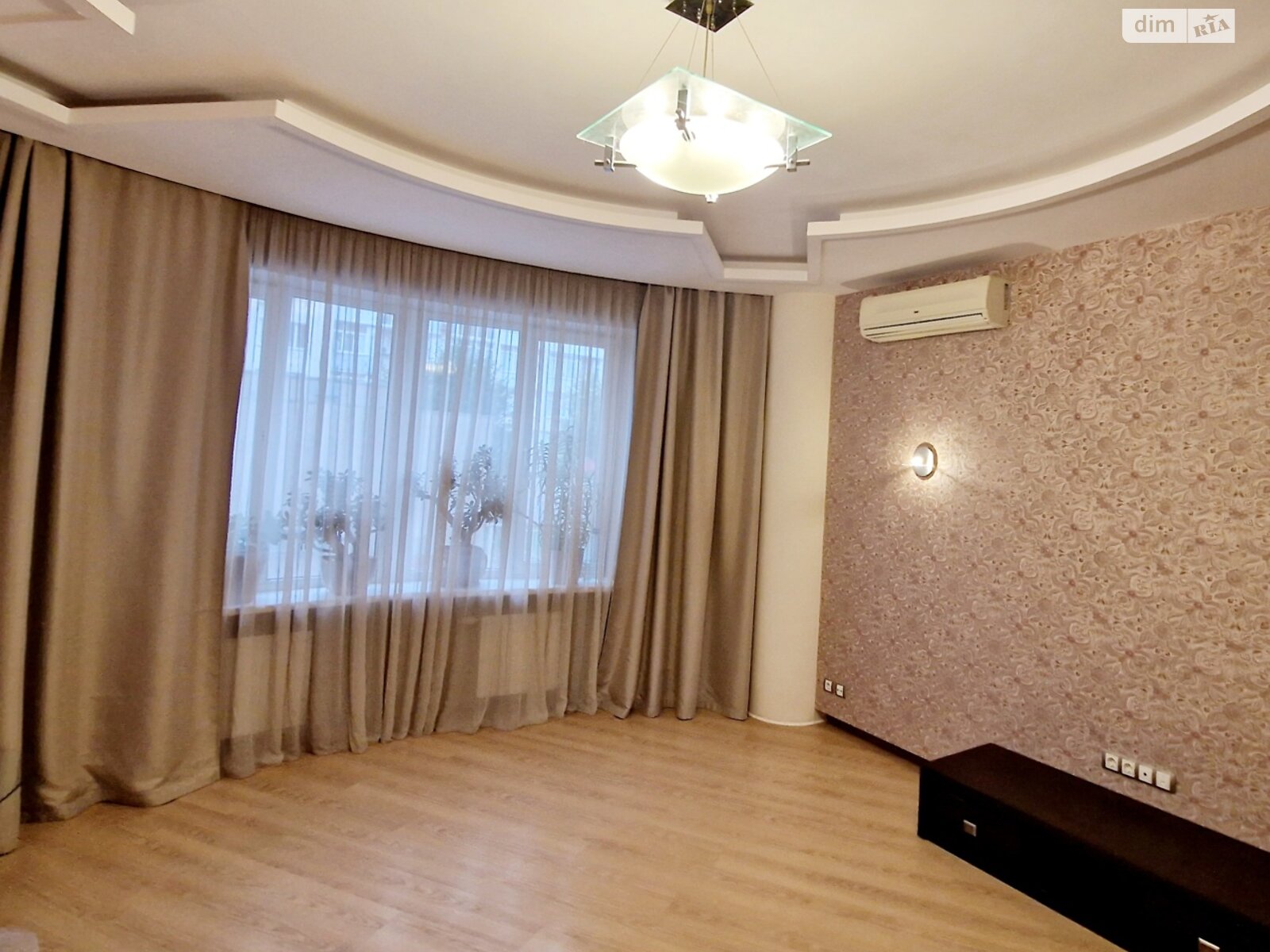 Продажа трехкомнатной квартиры в Харькове, на ул. Станислава Партали 21А, район Шевченковский фото 1 Продажа трехкомнатной квартиры в Харькове, на ул. Станислава Партали 21А, район Шевченковский фото 1