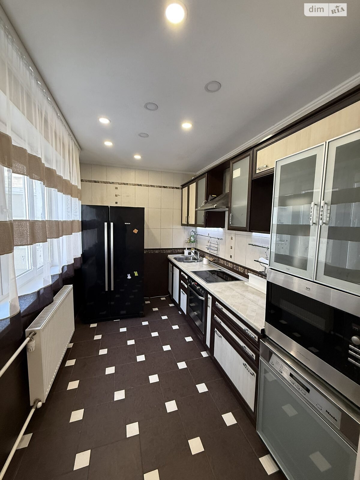 Продажа трехкомнатной квартиры в Харькове, на ул. Станислава Партали 23, район Шевченковский фото 1 Продажа трехкомнатной квартиры в Харькове, на ул. Станислава Партали 23, район Шевченковский фото 1