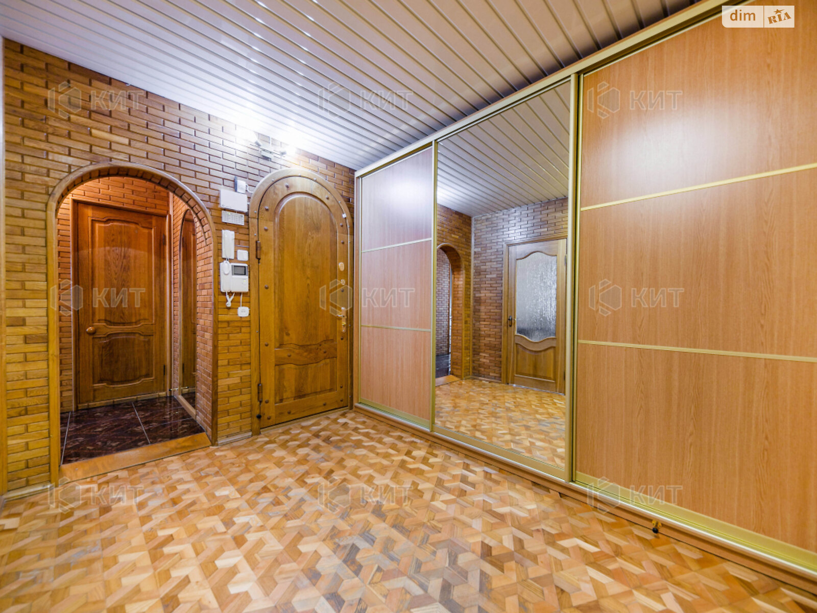 Продаж трикімнатної квартири в Харкові, на вул. Старошишківська 10, район Шишковка фото 1
