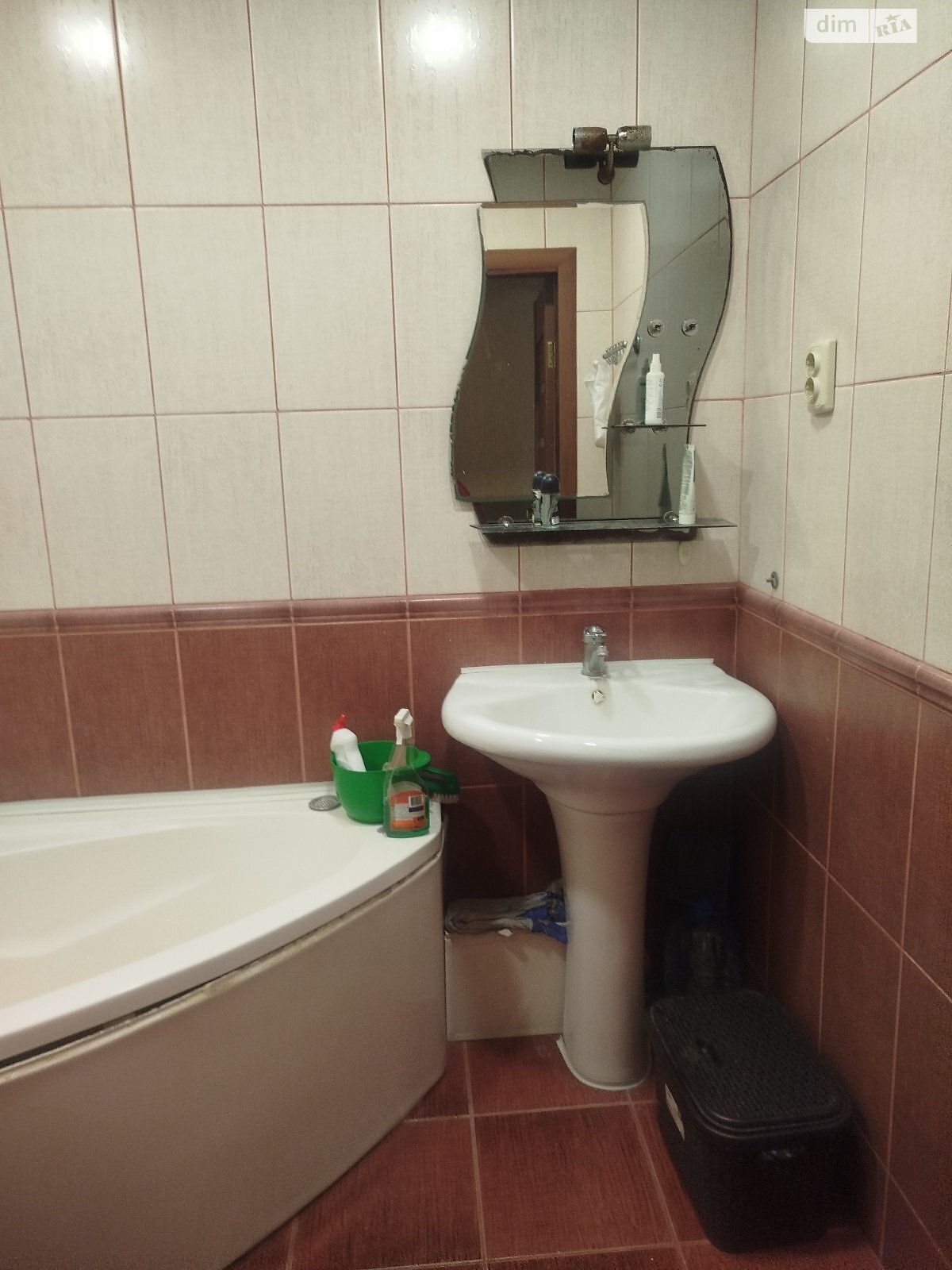 Продаж двокімнатної квартири в Харкові, на просп. Байрона 1, район Слобідський фото 1