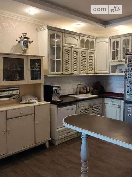 Продажа трехкомнатной квартиры в Харькове, на просп. Гагарина 41/2, район Слободской фото 1 Продажа трехкомнатной квартиры в Харькове, на просп. Гагарина 41/2, район Слободской фото 1