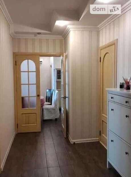Продажа трехкомнатной квартиры в Харькове, на просп. Гагарина 41/2, район Слободской фото 1 Продажа трехкомнатной квартиры в Харькове, на просп. Гагарина 41/2, район Слободской фото 1