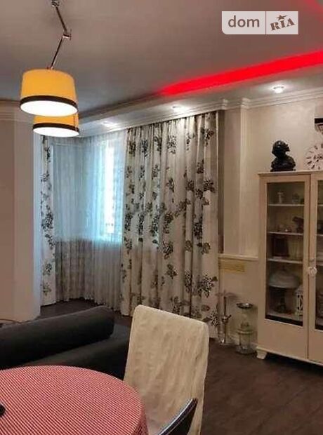 Продажа трехкомнатной квартиры в Харькове, на просп. Гагарина 41/2, район Слободской фото 1 Продажа трехкомнатной квартиры в Харькове, на просп. Гагарина 41/2, район Слободской фото 1
