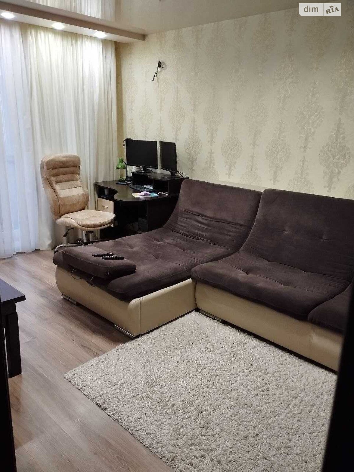 Продажа трехкомнатной квартиры в Харькове, на бул. Жасминовый 11, район Слободской фото 1