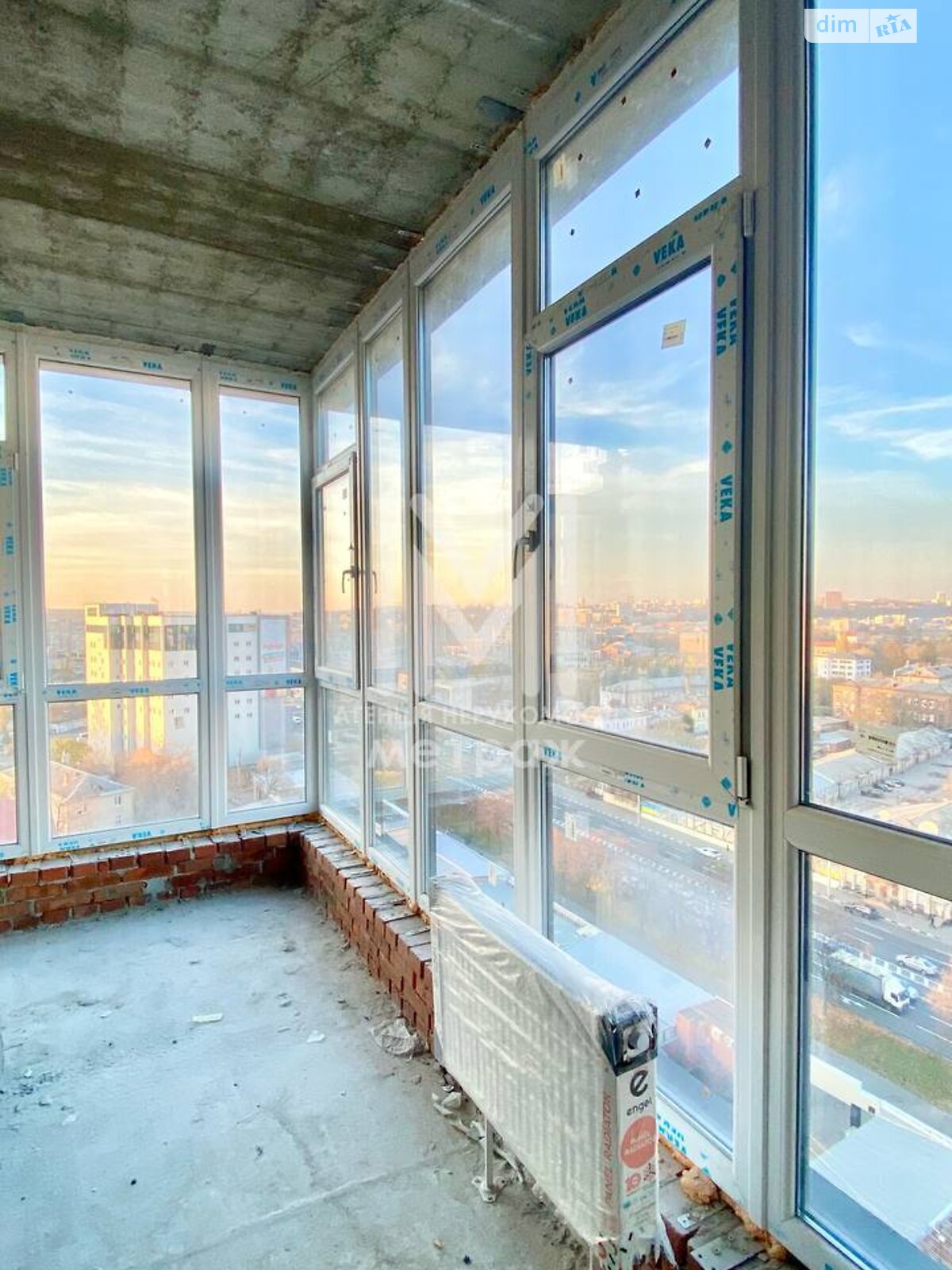 Продаж трикімнатної квартири в Харкові, на вул. Молочна 52, район Слобідський фото 1