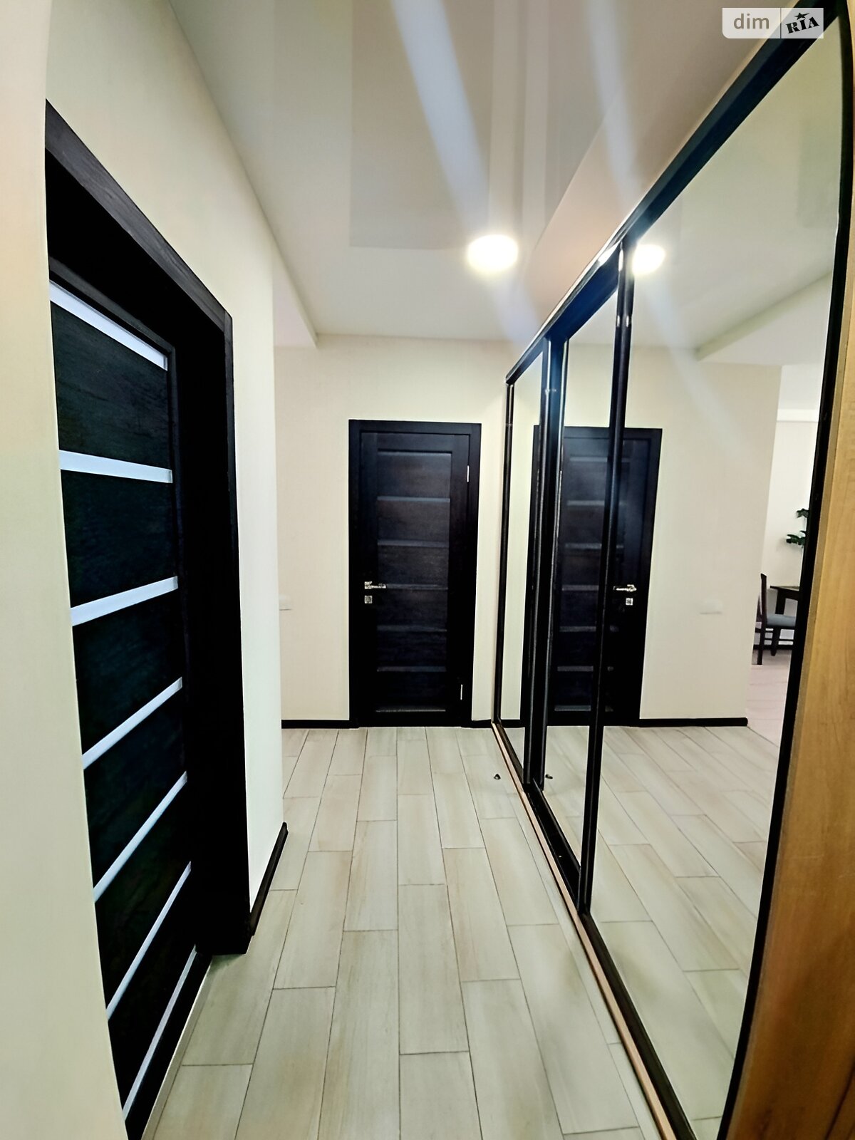 Продажа однокомнатной квартиры в Харькове, на ул. Ньютона 108, район Слободской фото 1 Продажа однокомнатной квартиры в Харькове, на ул. Ньютона 108, район Слободской фото 1