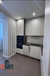 Продаж однокімнатної квартири в Харкові, на вул. Ньютона 104, район Слобідський фото 2