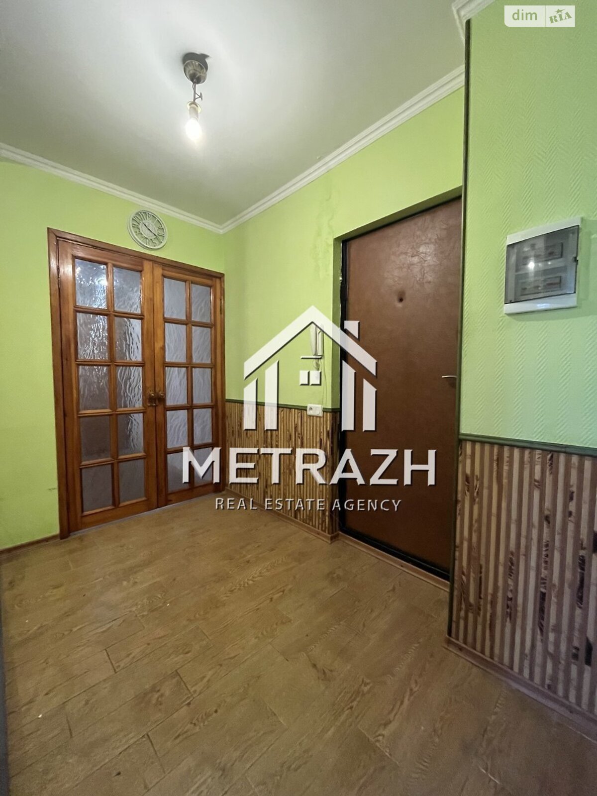 Продажа двухкомнатной квартиры в Харькове, на ул. Полевая 8, район Слободской фото 1 Продажа двухкомнатной квартиры в Харькове, на ул. Полевая 8, район Слободской фото 1