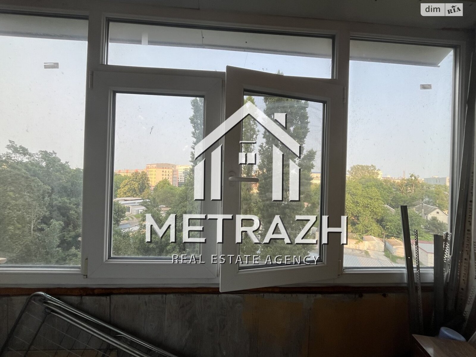 Продажа двухкомнатной квартиры в Харькове, на ул. Полевая 8, район Слободской фото 1 Продажа двухкомнатной квартиры в Харькове, на ул. Полевая 8, район Слободской фото 1