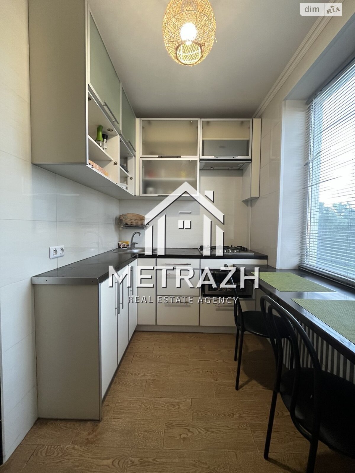 Продажа двухкомнатной квартиры в Харькове, на ул. Полевая 8, район Слободской фото 1 Продажа двухкомнатной квартиры в Харькове, на ул. Полевая 8, район Слободской фото 1