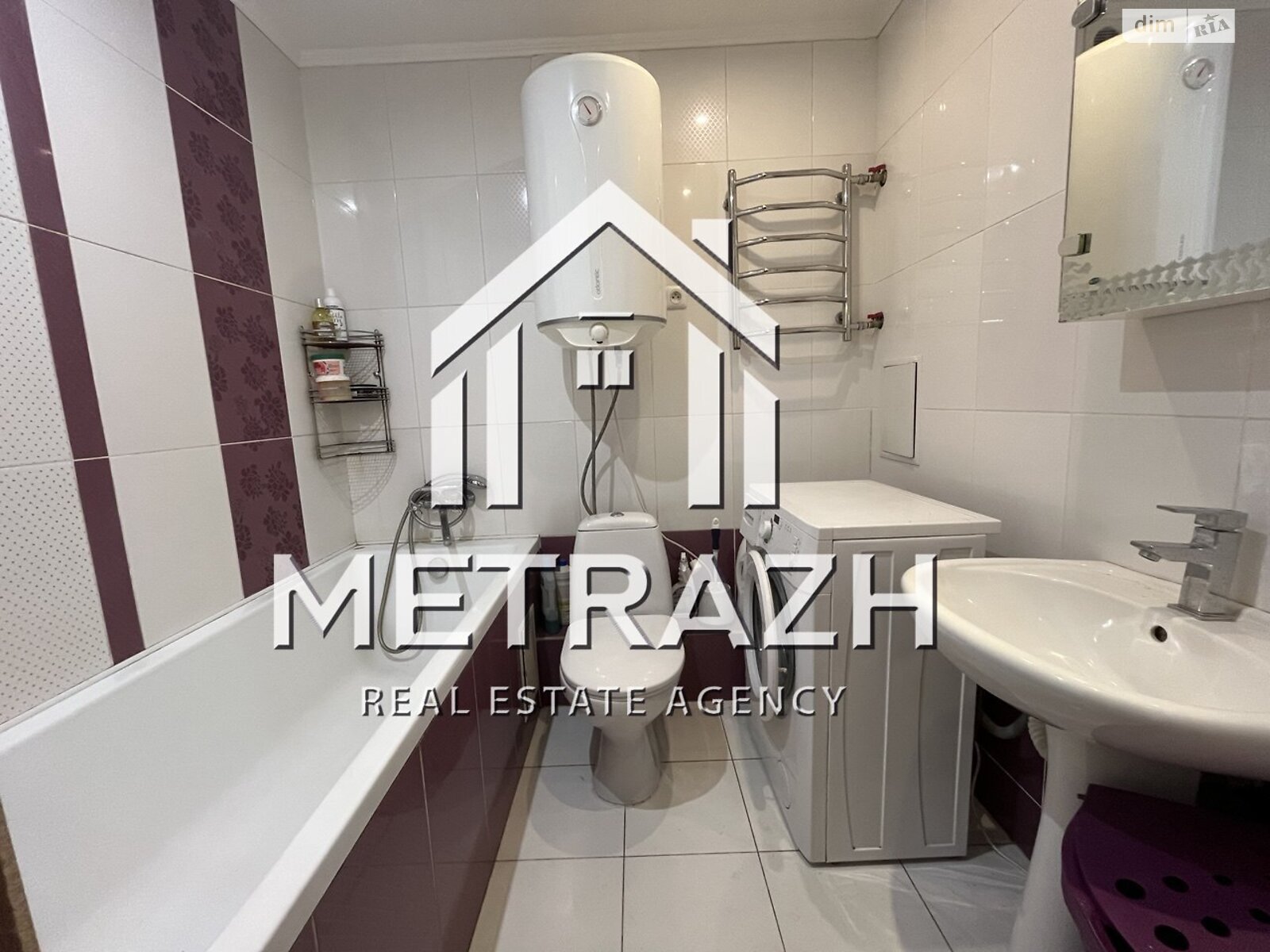 Продажа двухкомнатной квартиры в Харькове, на ул. Полевая 8, район Слободской фото 1 Продажа двухкомнатной квартиры в Харькове, на ул. Полевая 8, район Слободской фото 1