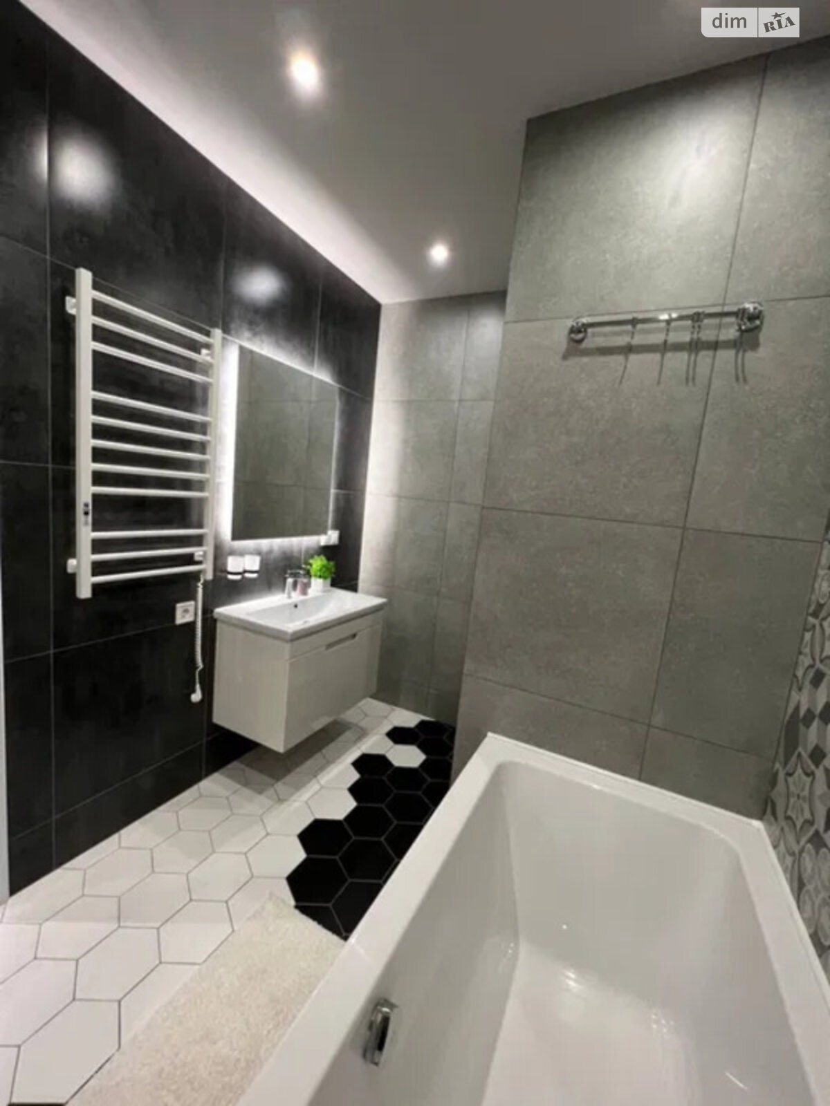 Продажа двухкомнатной квартиры в Харькове, на ул. Зерновая 47, район Слободской фото 1