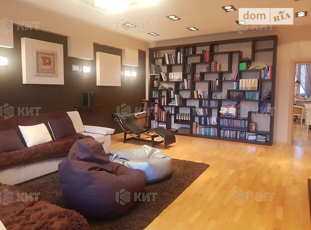 Продажа пятикомнатной квартиры в Харькове, на Героев Харькова Московский 131 район Слободской фото 1 Продажа пятикомнатной квартиры в Харькове, на Героев Харькова Московский 131 район Слободской фото 1