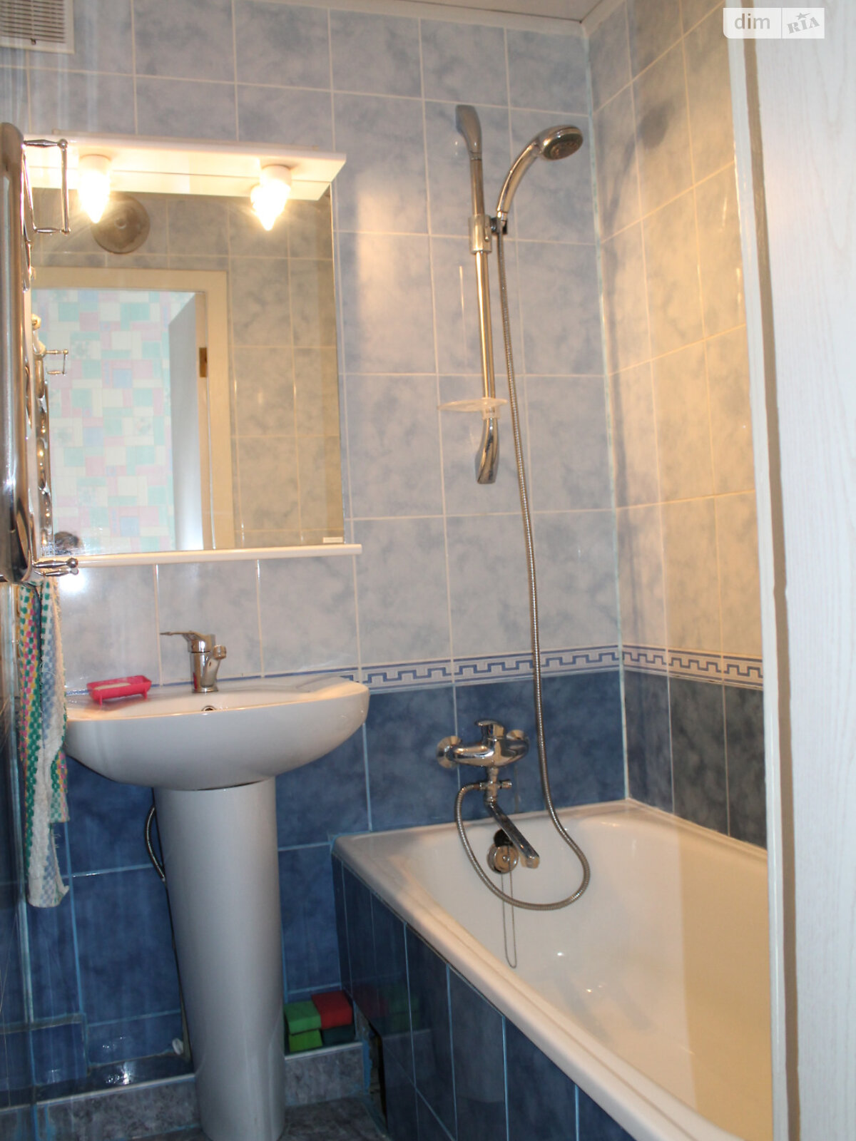 Продажа двухкомнатной квартиры в Харькове, на просп. Героев Харькова 308, район Солнечный (761 микрорайон) фото 1