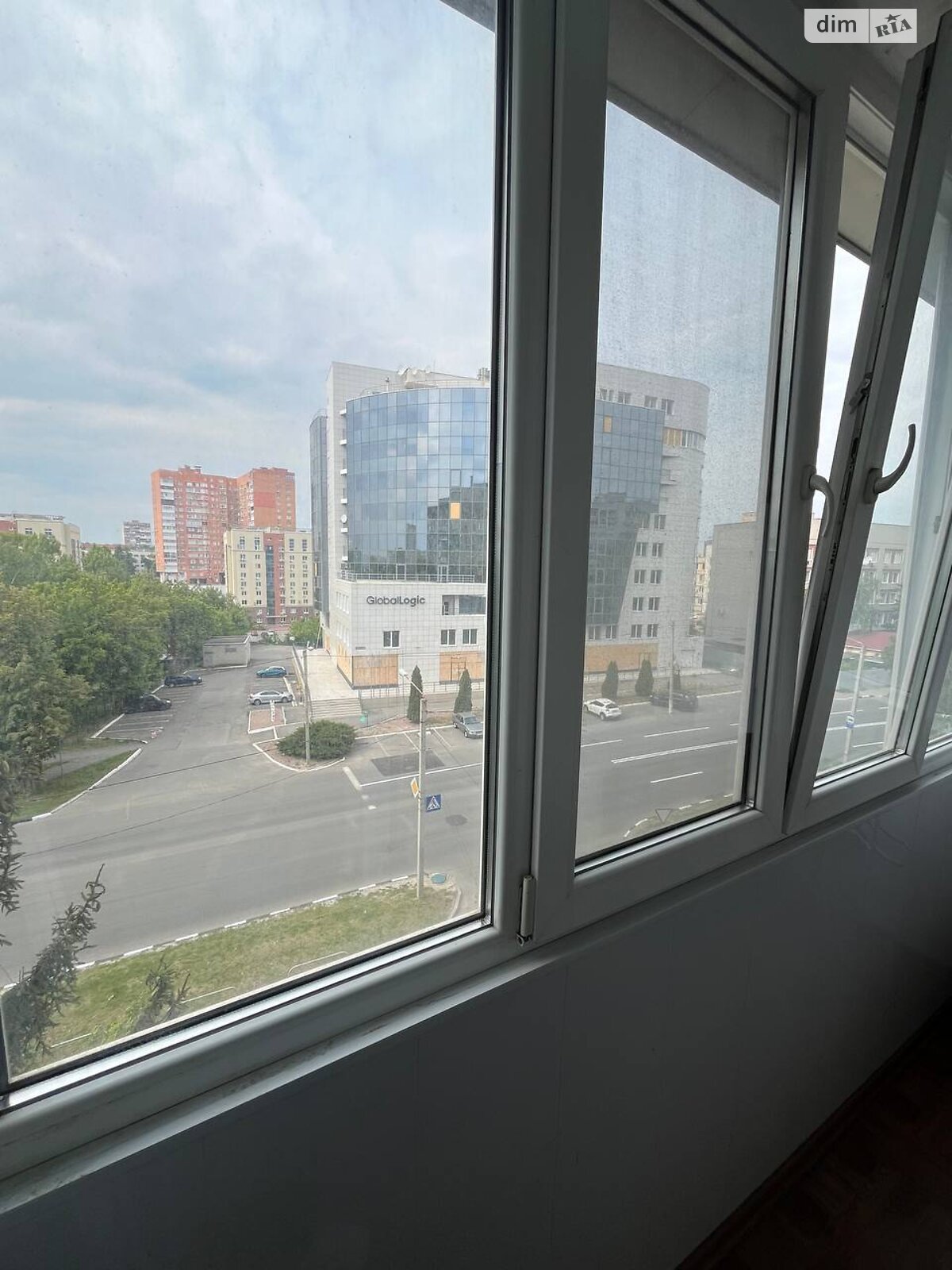 Продаж трикімнатної квартири в Харкові, на вул. Європейська 4, район Соснова Гірка фото 1 Продаж трикімнатної квартири в Харкові, на вул. Європейська 4, район Соснова Гірка фото 1