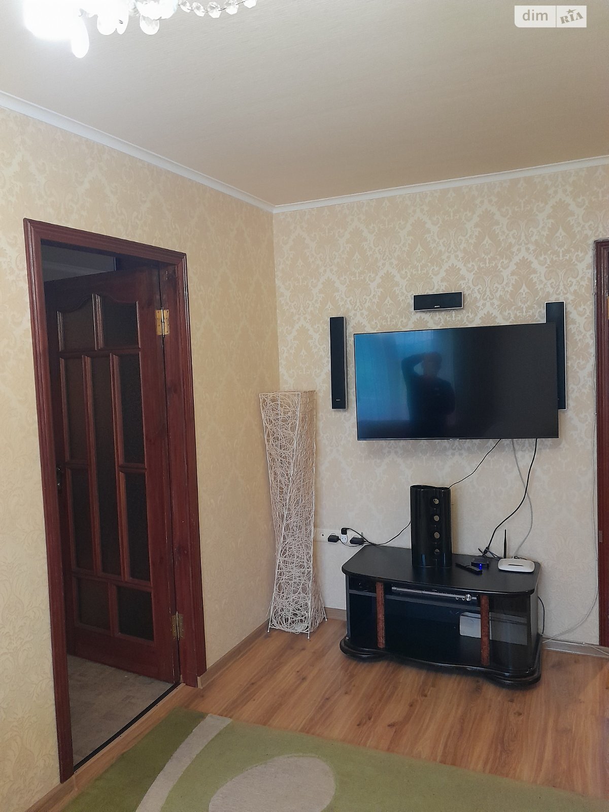 Продажа трехкомнатной квартиры в Харькове, на ул. Клочковская 186Б, район Сосновая Горка фото 1 Продажа трехкомнатной квартиры в Харькове, на ул. Клочковская 186Б, район Сосновая Горка фото 1