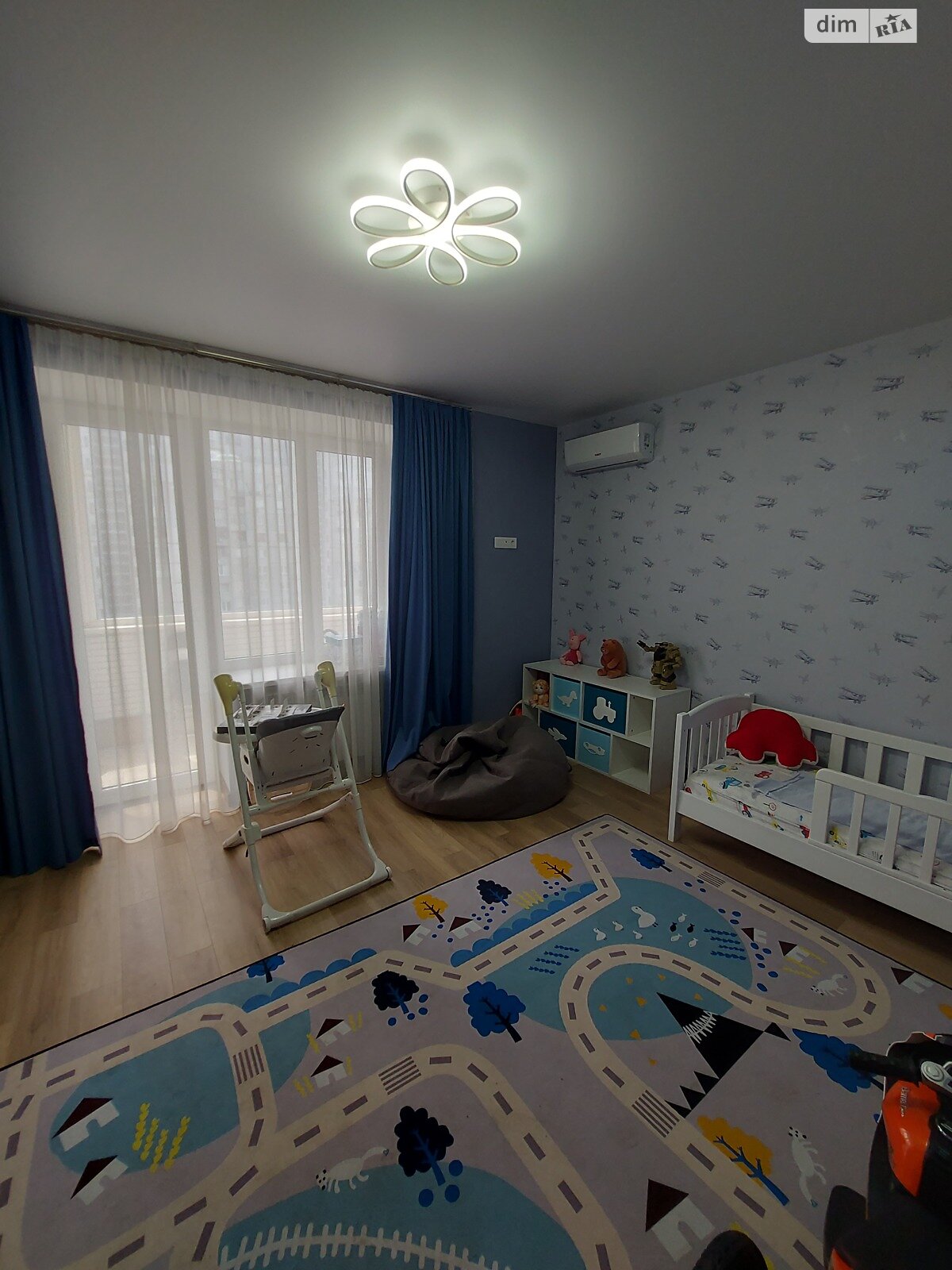 Продаж трикімнатної квартири в Харкові, на вул. Космічна 47, район Соснова Гірка фото 1 Продаж трикімнатної квартири в Харкові, на вул. Космічна 47, район Соснова Гірка фото 1