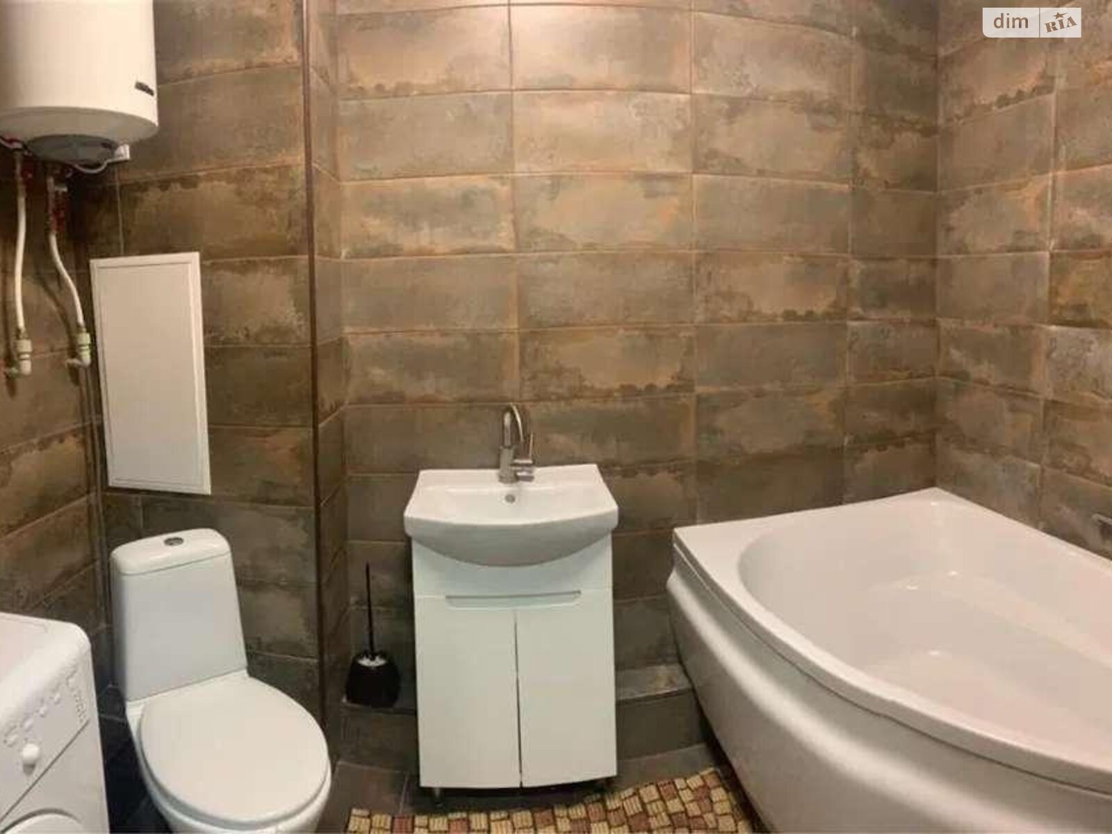 Продажа двухкомнатной квартиры в Харькове, на ул. Космическая, район Сосновая Горка фото 1 Продажа двухкомнатной квартиры в Харькове, на ул. Космическая, район Сосновая Горка фото 1