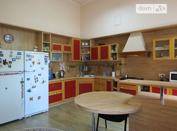 Продажа пятикомнатной квартиры в Харькове, на ул. Маршала Бажанова район Центр фото 1 Продажа пятикомнатной квартиры в Харькове, на ул. Маршала Бажанова район Центр фото 1