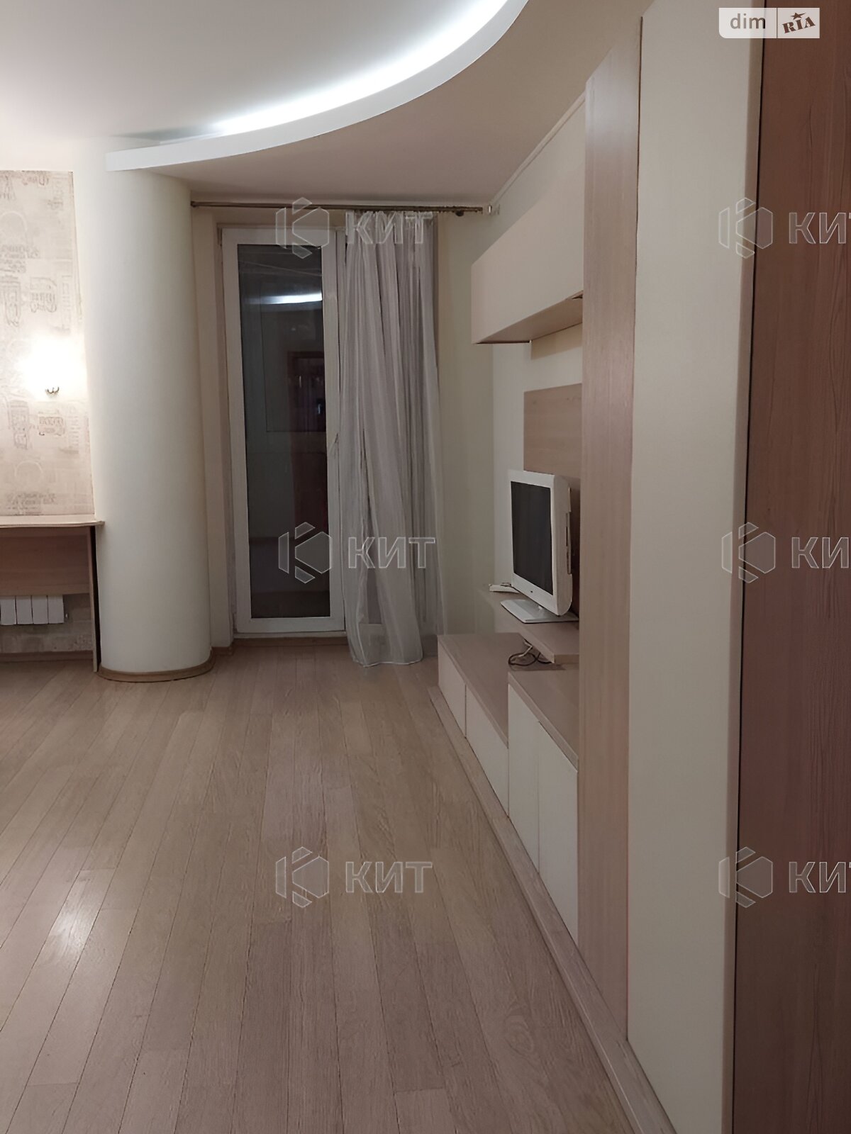 Продаж однокімнатної квартири в Харкові, на просп. Аерокосмічний 41/2, район Центр фото 1