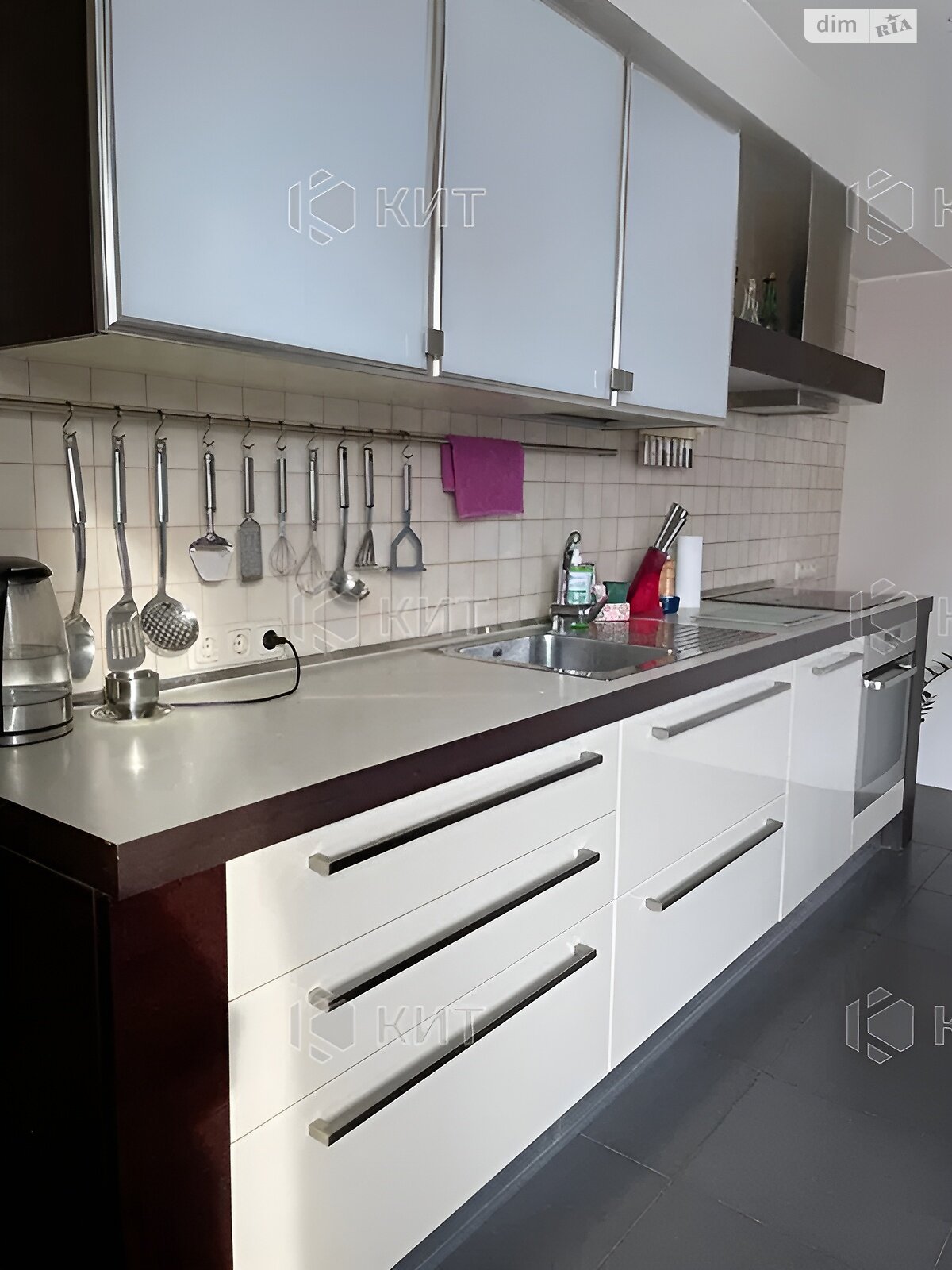Продаж трикімнатної квартири в Харкові, на просп. Аерокосмічний 43, район Центр фото 1 Продаж трикімнатної квартири в Харкові, на просп. Аерокосмічний 43, район Центр фото 1