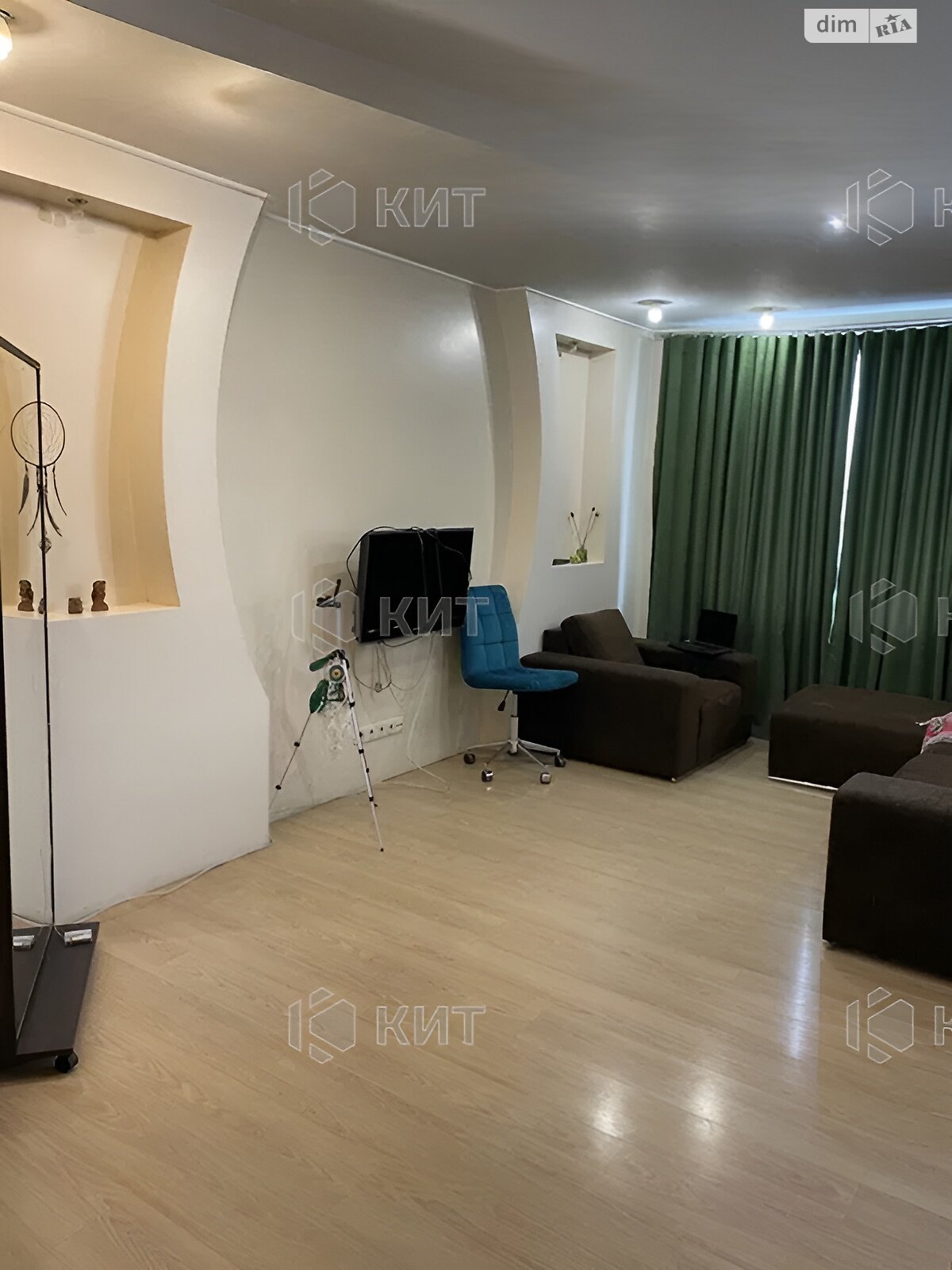Продаж трикімнатної квартири в Харкові, на просп. Аерокосмічний 43, район Центр фото 1 Продаж трикімнатної квартири в Харкові, на просп. Аерокосмічний 43, район Центр фото 1